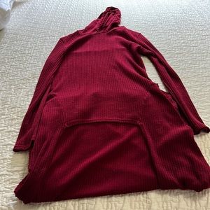 Hooded hi lo sweater xl